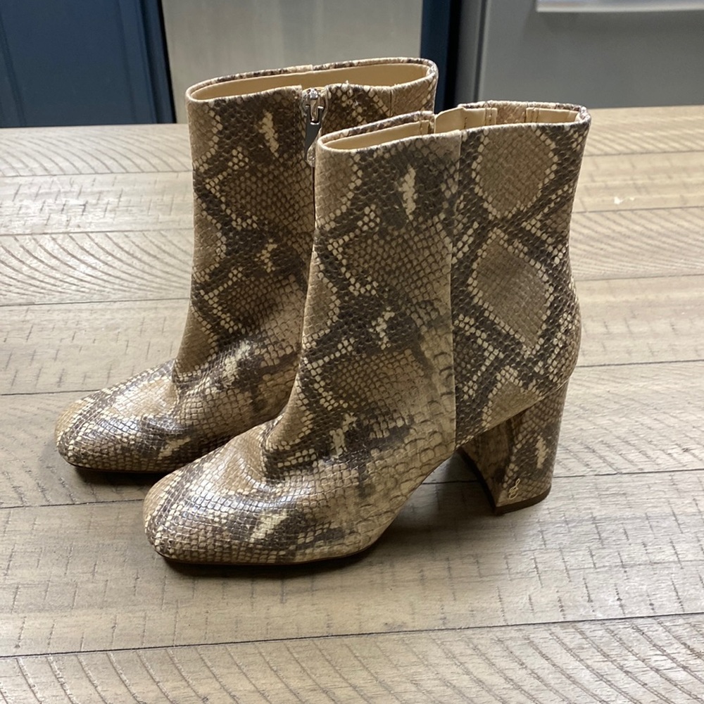 Sam Edelman Codie Snake Booties Size 7.5 - image 2
